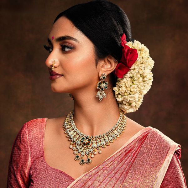 South Indian Bridal Makeup in Bangalore 3 Bridal makeup close-up with defined eyes and traditional jewellery